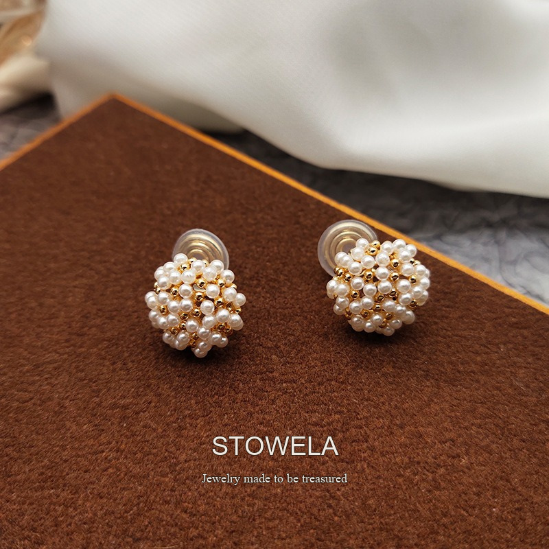 Aurelia Pearl Geometric Clip-On Earrings product image 2