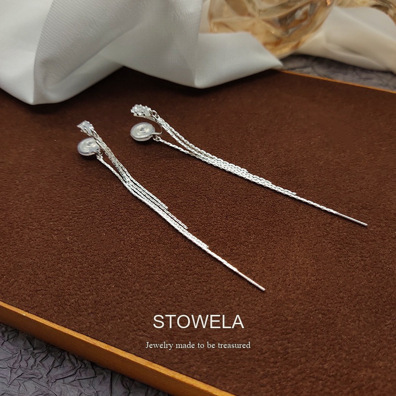Amara Tassel Clip-On Drop Earrings product image 3