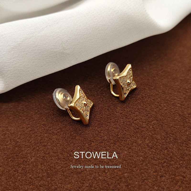 Lumière Clover Crystal Clip-On Earrings product image 3