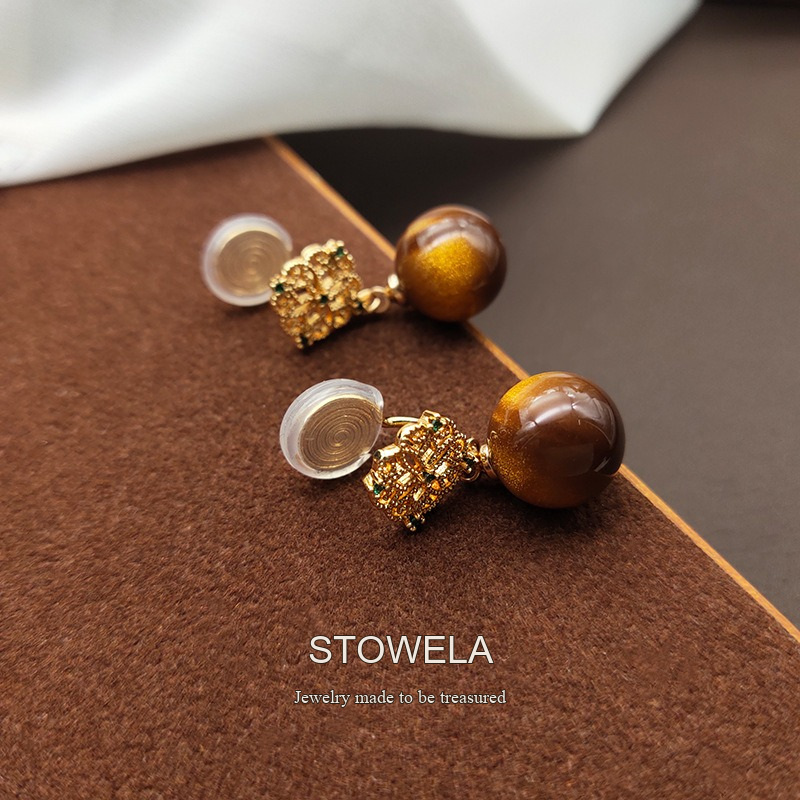 Noelle Tiger-Eye Inspired Clip-On Drop Earrings product image 4