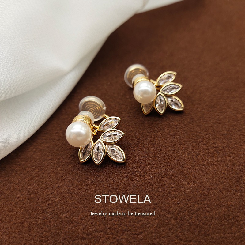 Celeste Leaf Crystal Clip-On Earrings product image 6