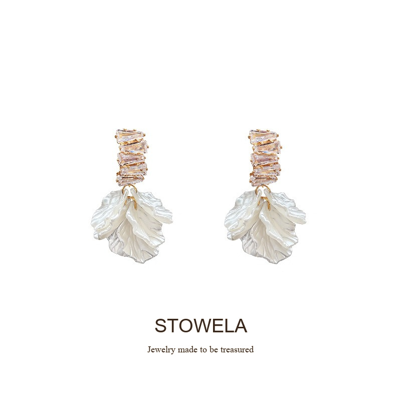 Seren Leaf Clip-On Earrings — Edition 05 product image 7
