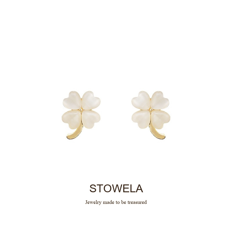 Noelle Clover Cat-Eye Clip-On Earrings product image 8
