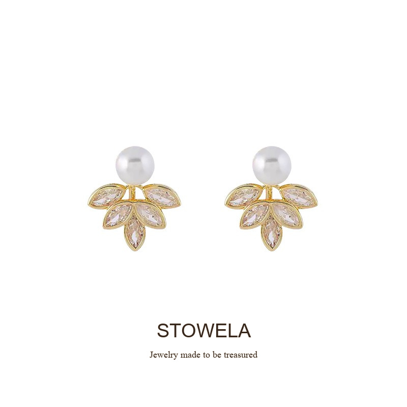 Celeste Leaf Crystal Clip-On Earrings product image 8