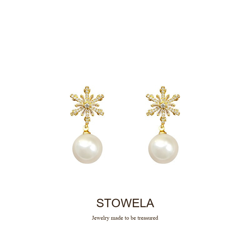 Lumière Pearl Star Clip-On Earrings product image 8