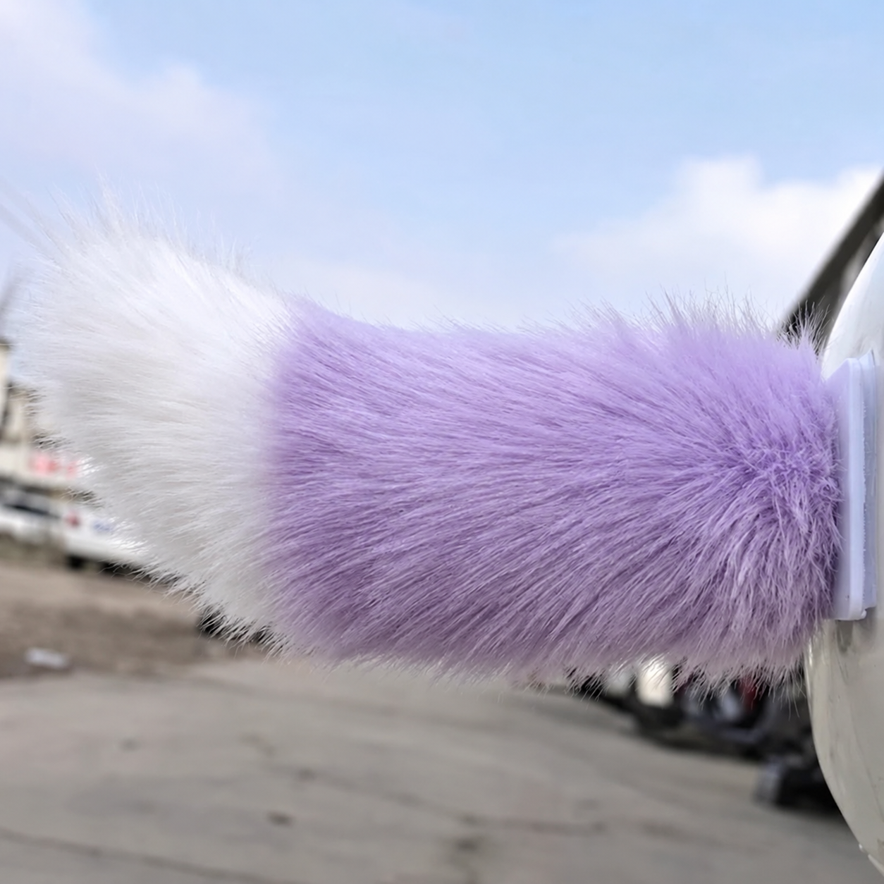🔥 50% OFF – Electric Wagging Car Tail 🐾