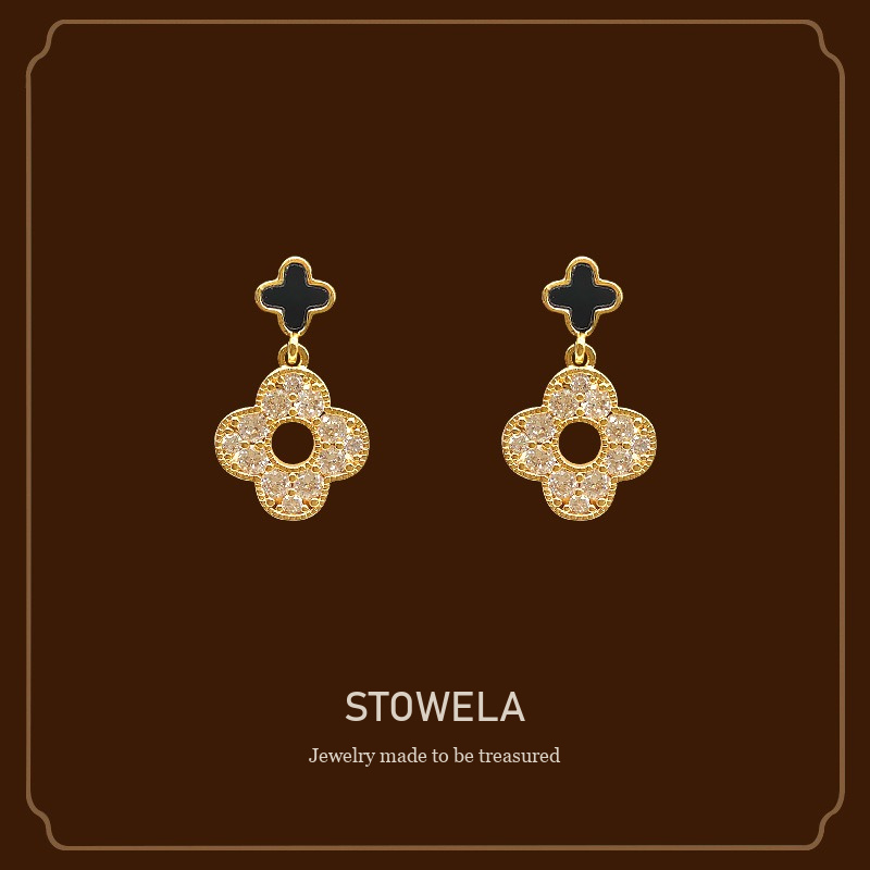 Celeste Sculptural Clip-On Earrings product image 1