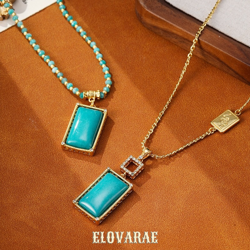 Aurelia Halo Geometric Pendant Necklace product image 2