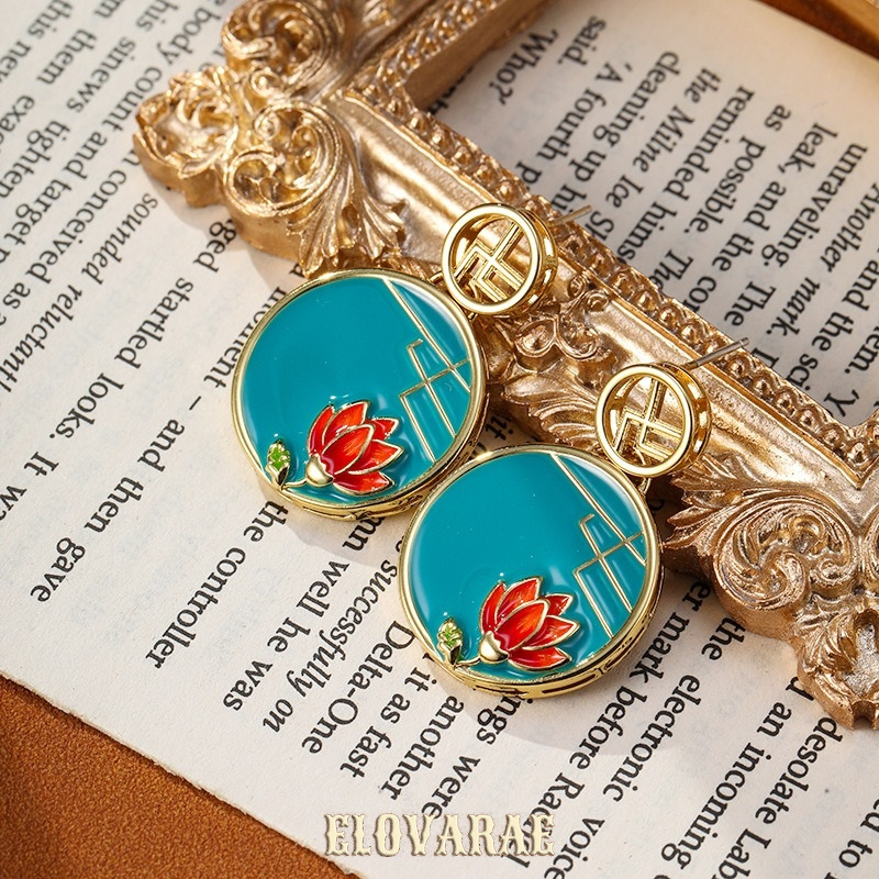 Evadne Lustre Lotus Fringe Stud Earrings product image 2