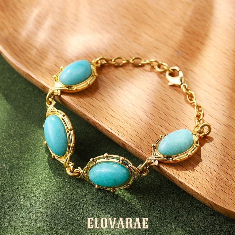 Amara Gleam Sculptural Chain Bracelet product image 2