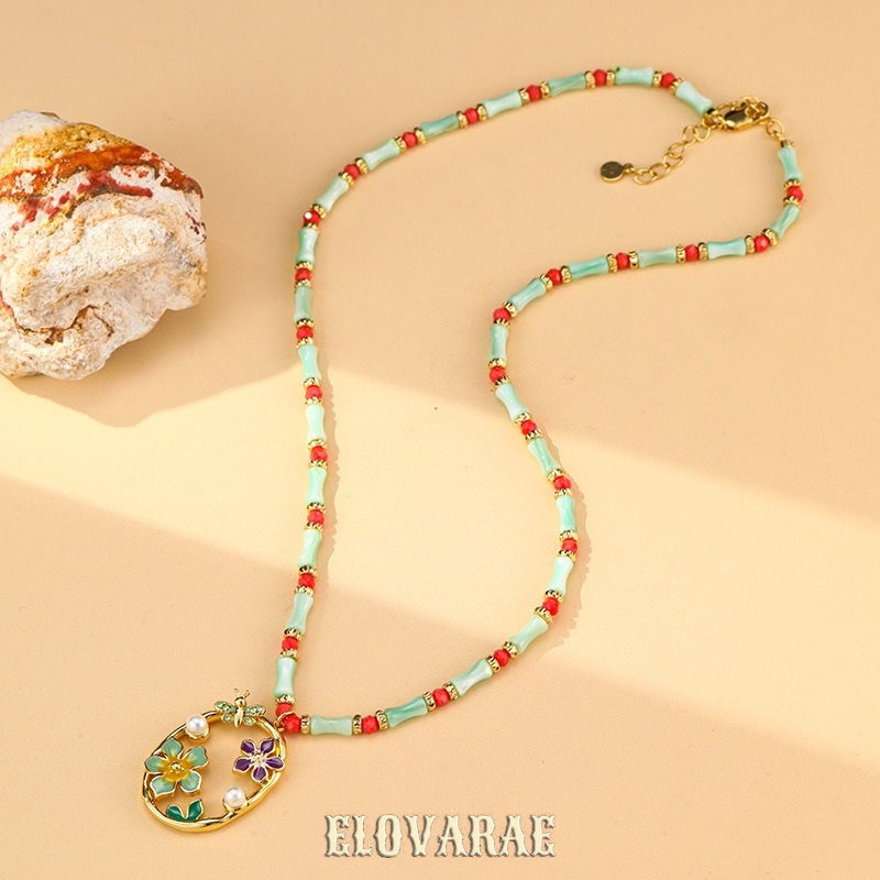 Rosalie Muse Floral Shell Pendant Necklace product image 3