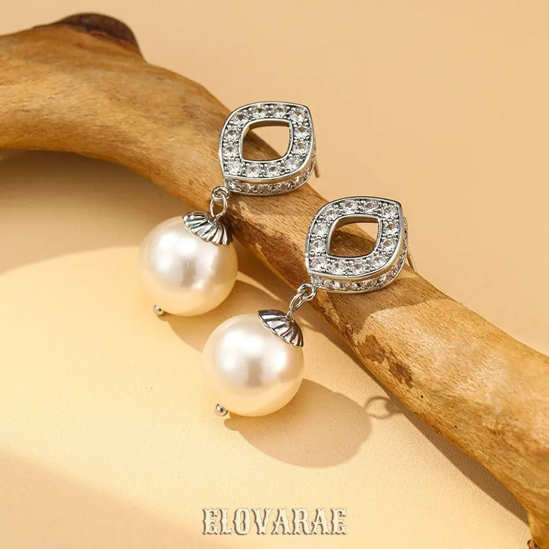 Marielle Reverie Pearl Crystal Stud Earrings product image 3