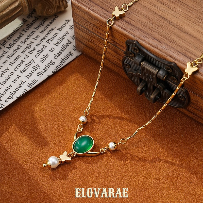 Valentina Reverie Pearl Butterfly Pendant Necklace product image 3
