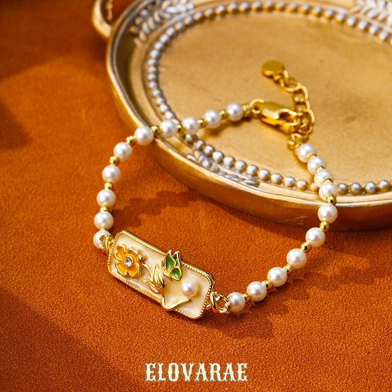 Cressida Nocturne Pearl Butterfly Beaded Bracelet product image 3