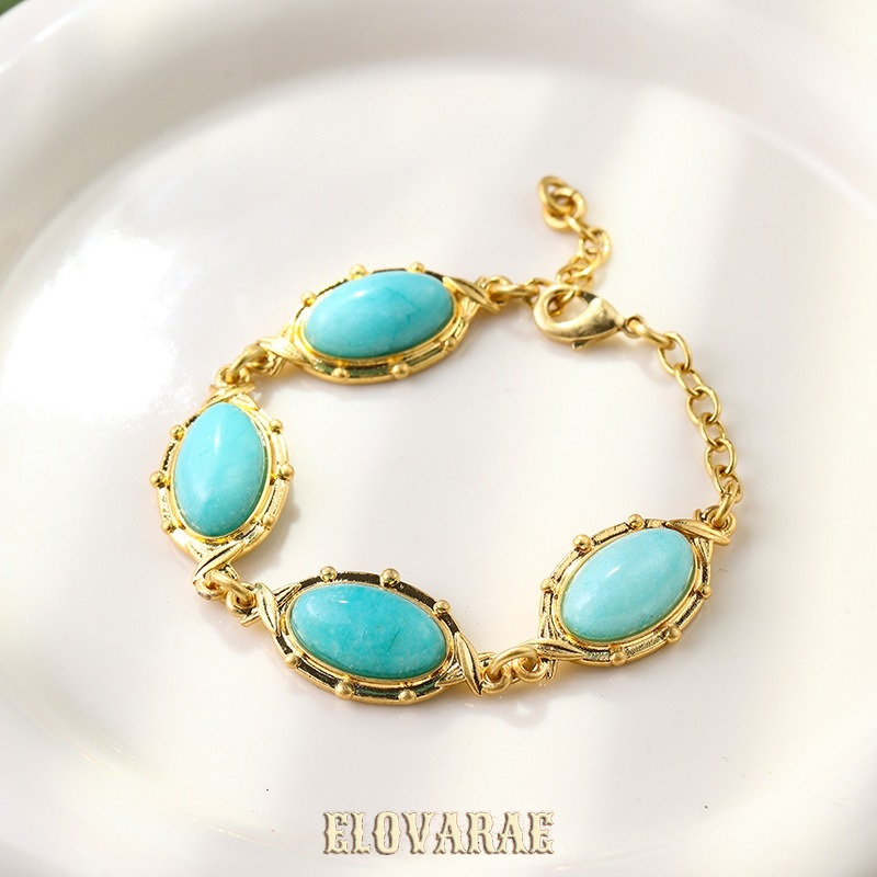 Amara Gleam Sculptural Chain Bracelet product image 3