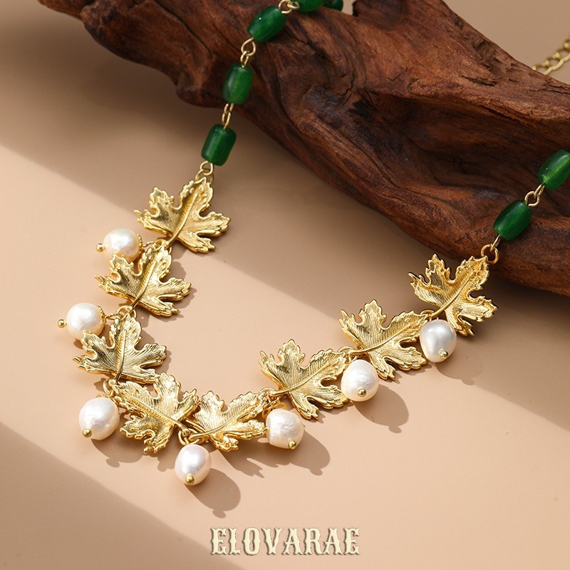 Elara Halo Pearl Pendant Necklace product image 5