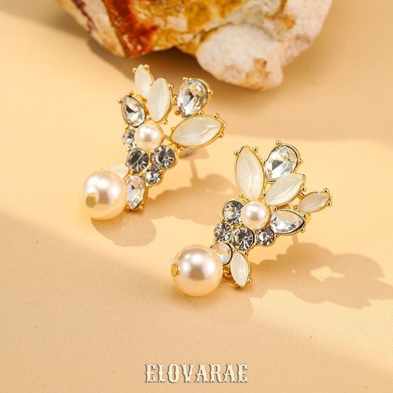 Lucienne Reverie Pearl Drop Earrings product image 4