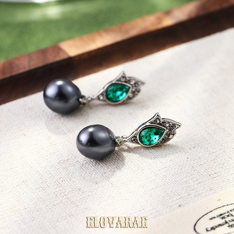 Aurelia Nocturne Pearl Fringe Drop Earrings product image 4