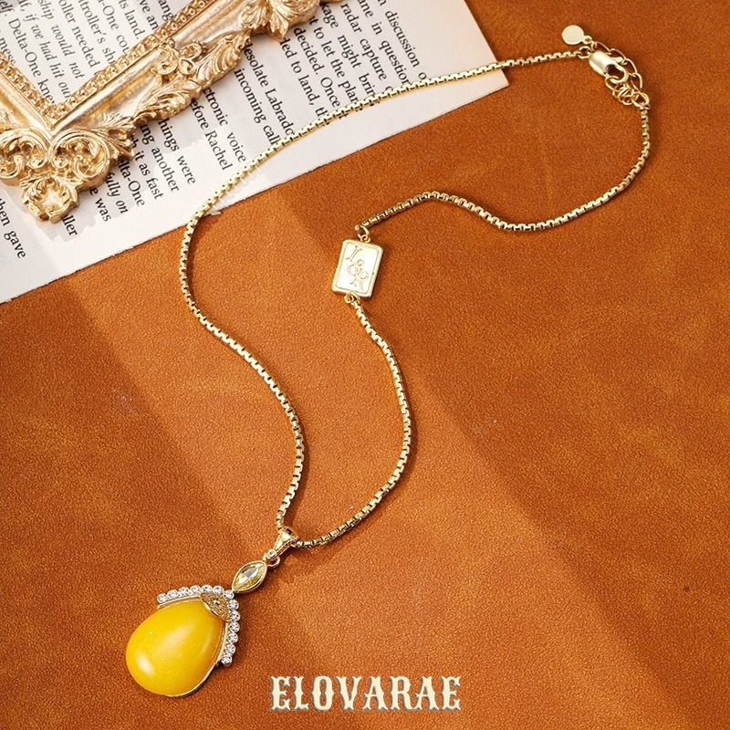 Evadne Bloom Pearl Teardrop Pendant Necklace product image 5