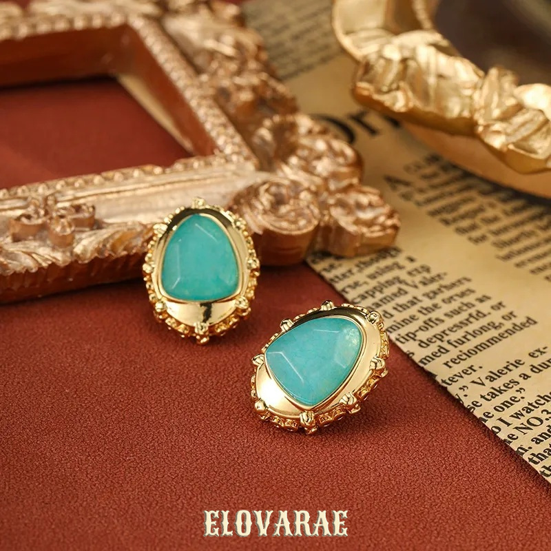 Thalia Gleam Sculptural Stud Earrings product image 5