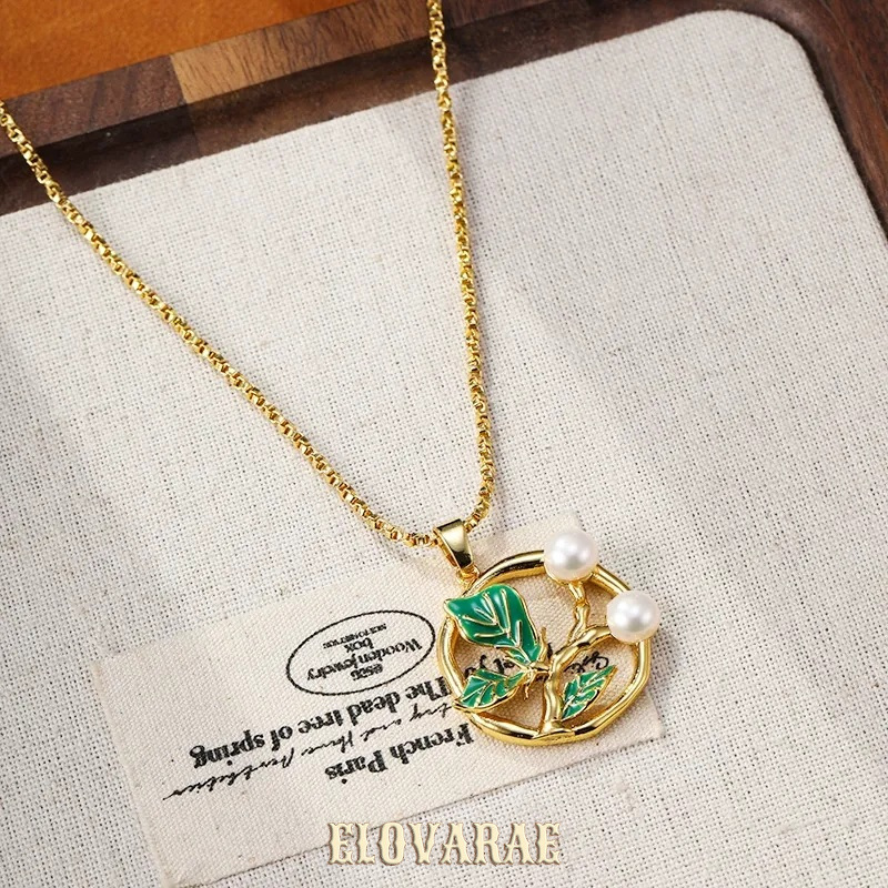 Liora Reverie Pearl Leaf Pendant Necklace product image 6
