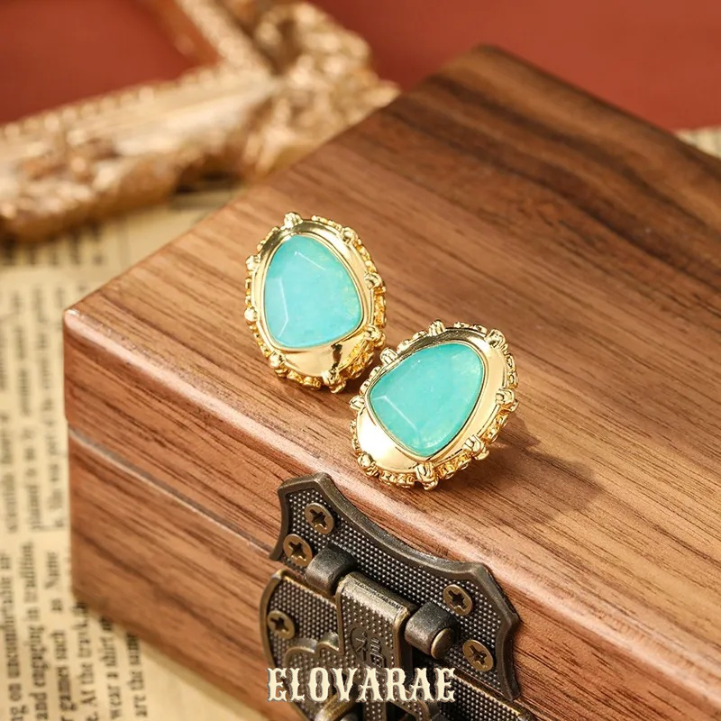 Thalia Gleam Sculptural Stud Earrings product image 6