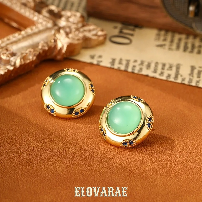Vesper Petal Sculptural Stud Earrings product image 6