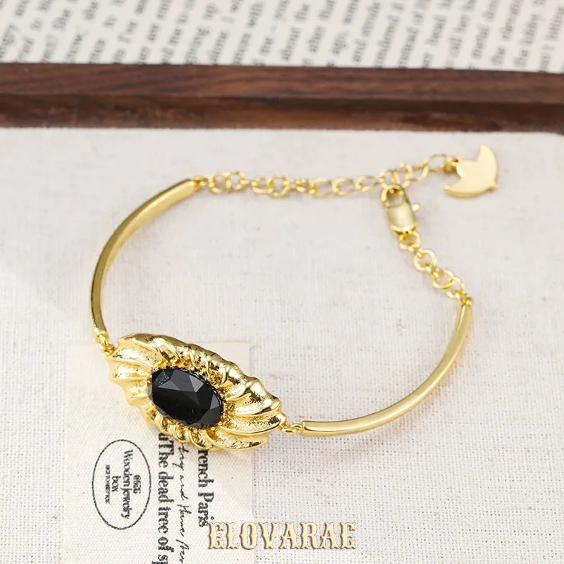 Elara Gleam Sculptural Chain Bracelet product image 7