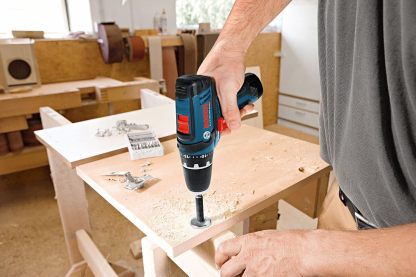 Bosch CLPK22-120 Kit combinado de 2 herramientas de 12 V máx. con Taladro/Atornillador de 3/8", Atornillador de impacto y (2) baterías de 2.0 Ah