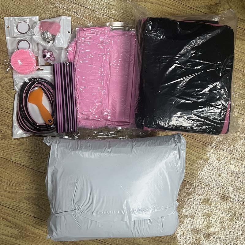 Juego de fundas para asientos y accesorios interiores: fundas de poliéster fino para 5 asientos, funda de felpa para el volante, almohadillas para los cinturones, funda para la palanca de cambios, adornos para el retrovisor, posavasos, tapones para válvul