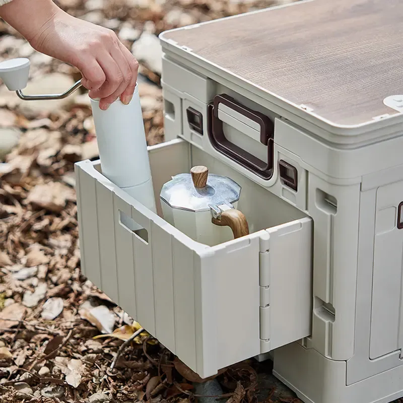 Caja de almacenamiento rectangular plegable para exteriores con tapa: organizador para el hogar transpirable, inodoro y con superficie ajustable.