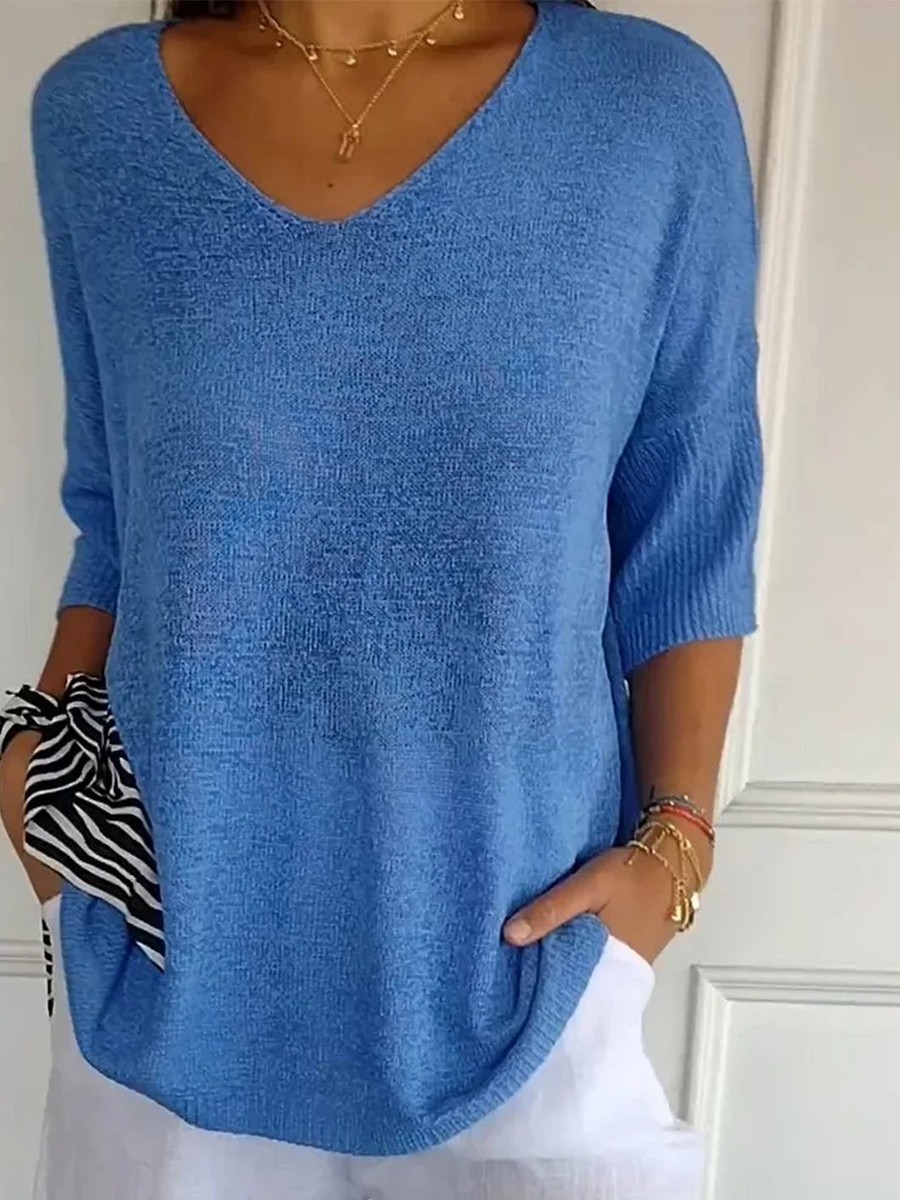 Women's Solid Knit V-Neck Sweater