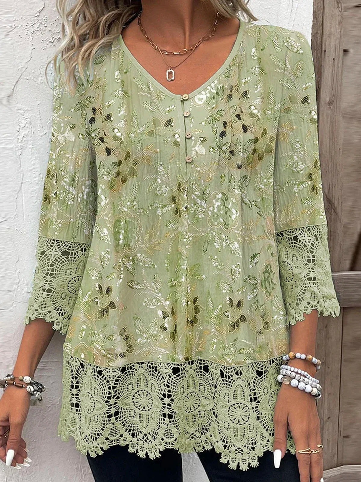 Women's Round Neck Three Quarter Sleeve Floral Lace Loose Shirt