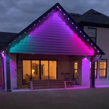 Animated multi-color outdoor lighting effect