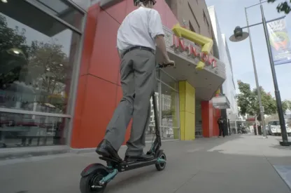 Ultra-Smooth Suspension E-Scooter to propel you fast.