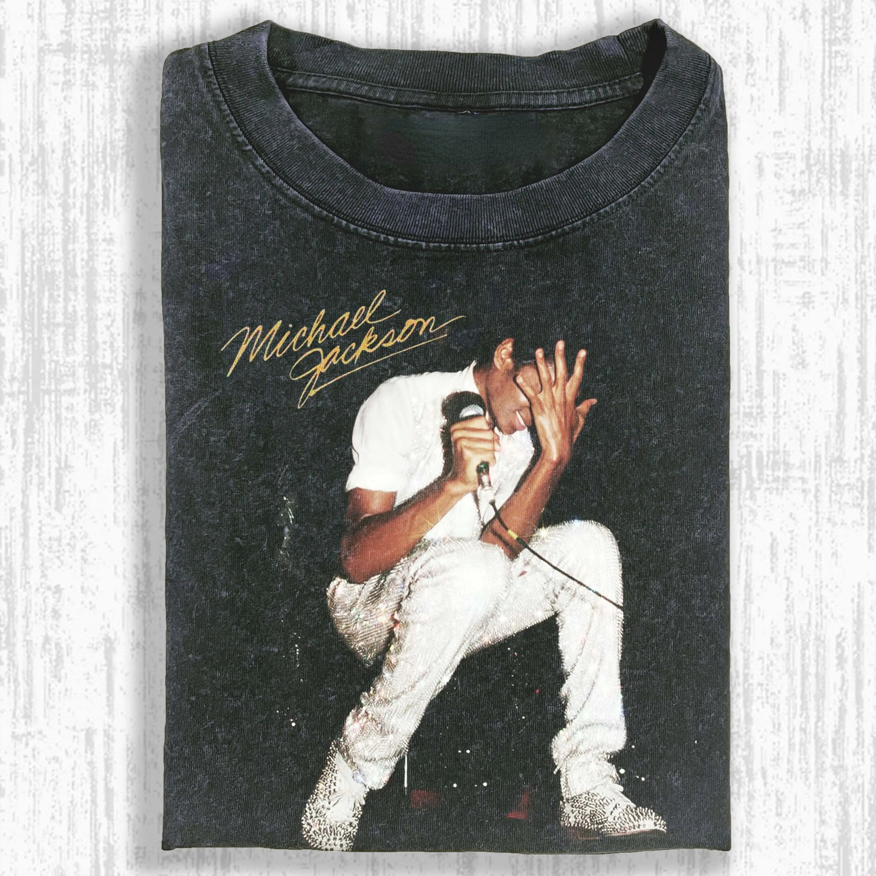 SPARKLE STAGE MOMENT T-SHIRT