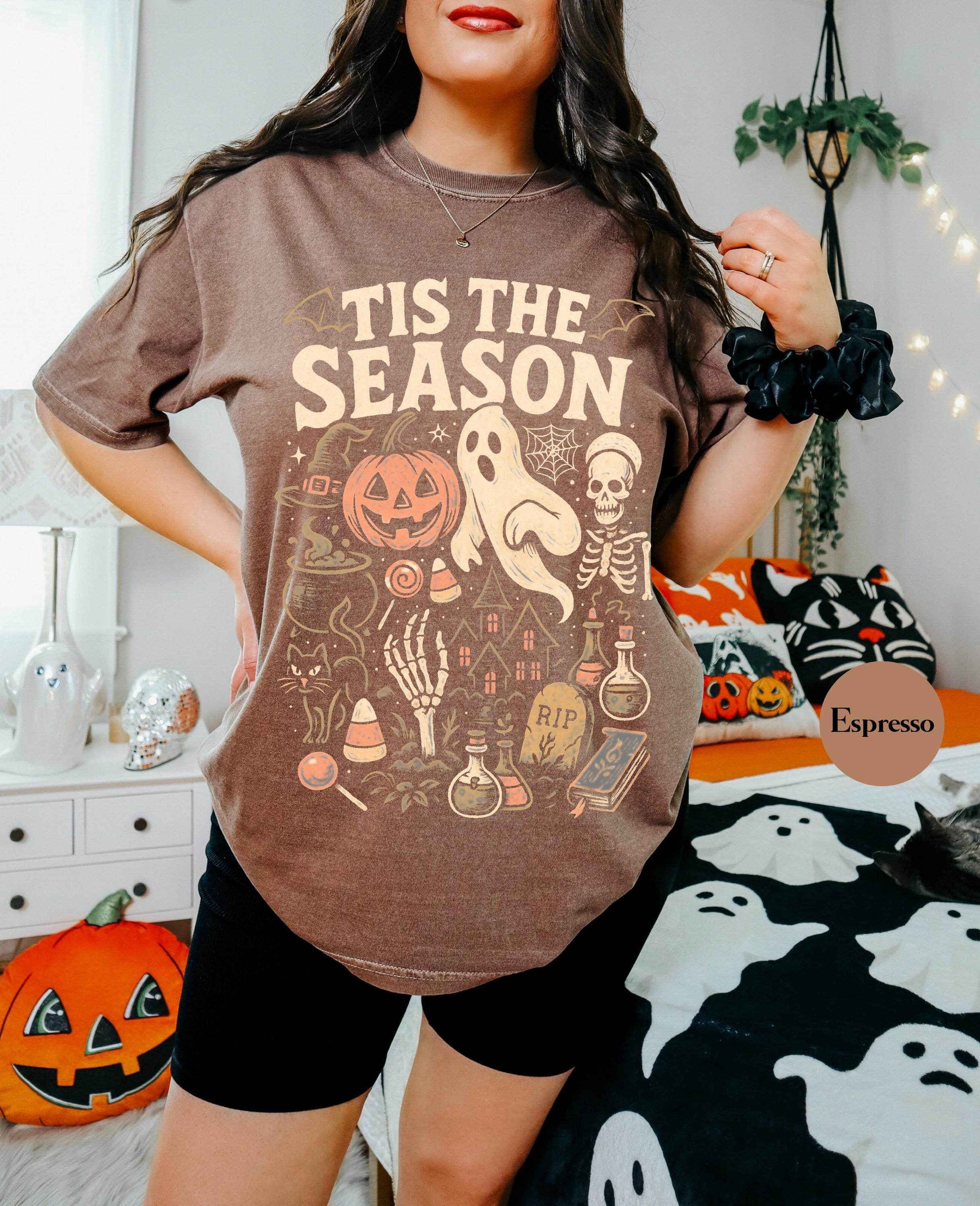 Tis the Season Halloween Graphic T-Shirt – Vintage Ghost, Pumpkin & Skeleton Unisex Tee