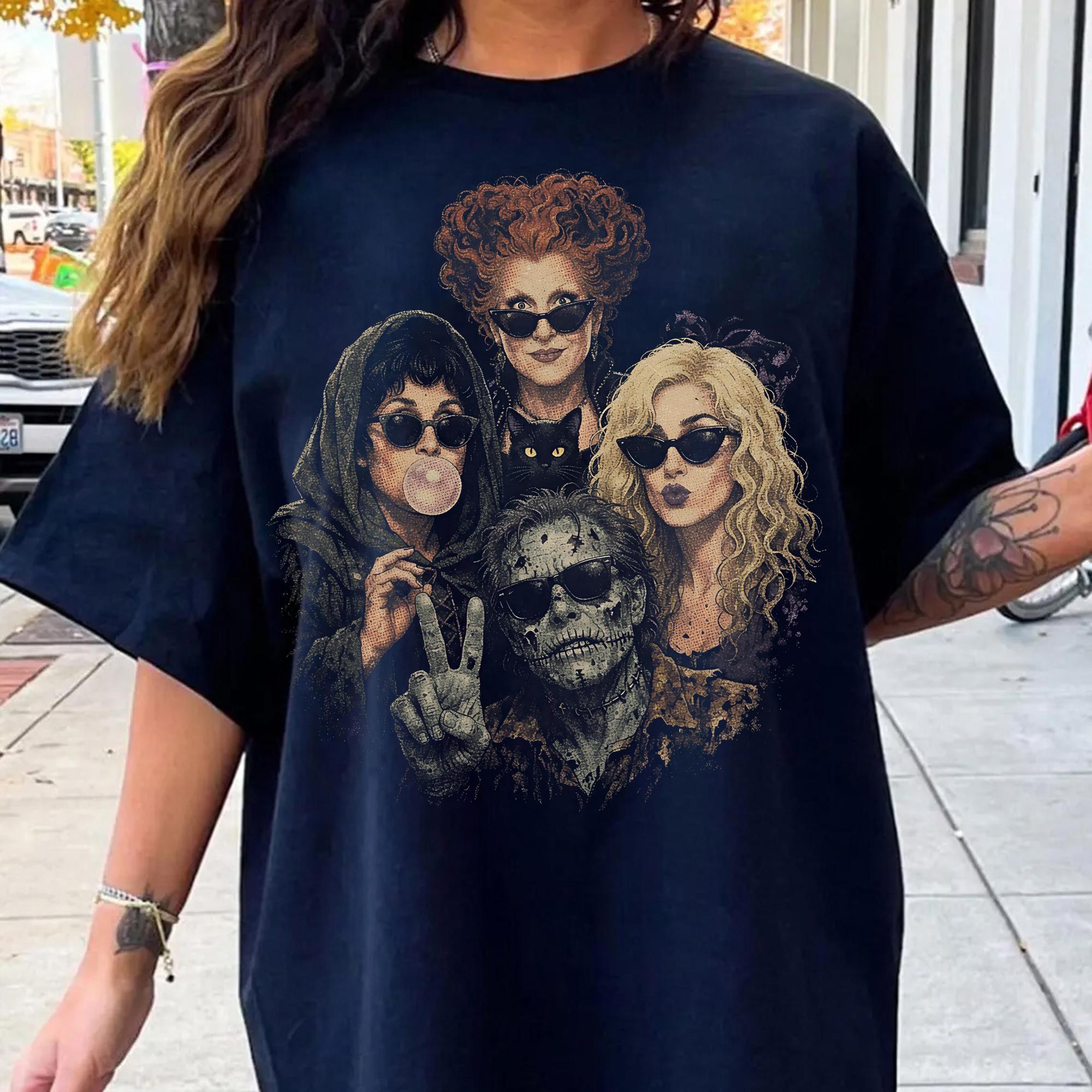 Spooky Retro Horror Graphic Oversized T-Shirt – Vintage Halloween Character Print