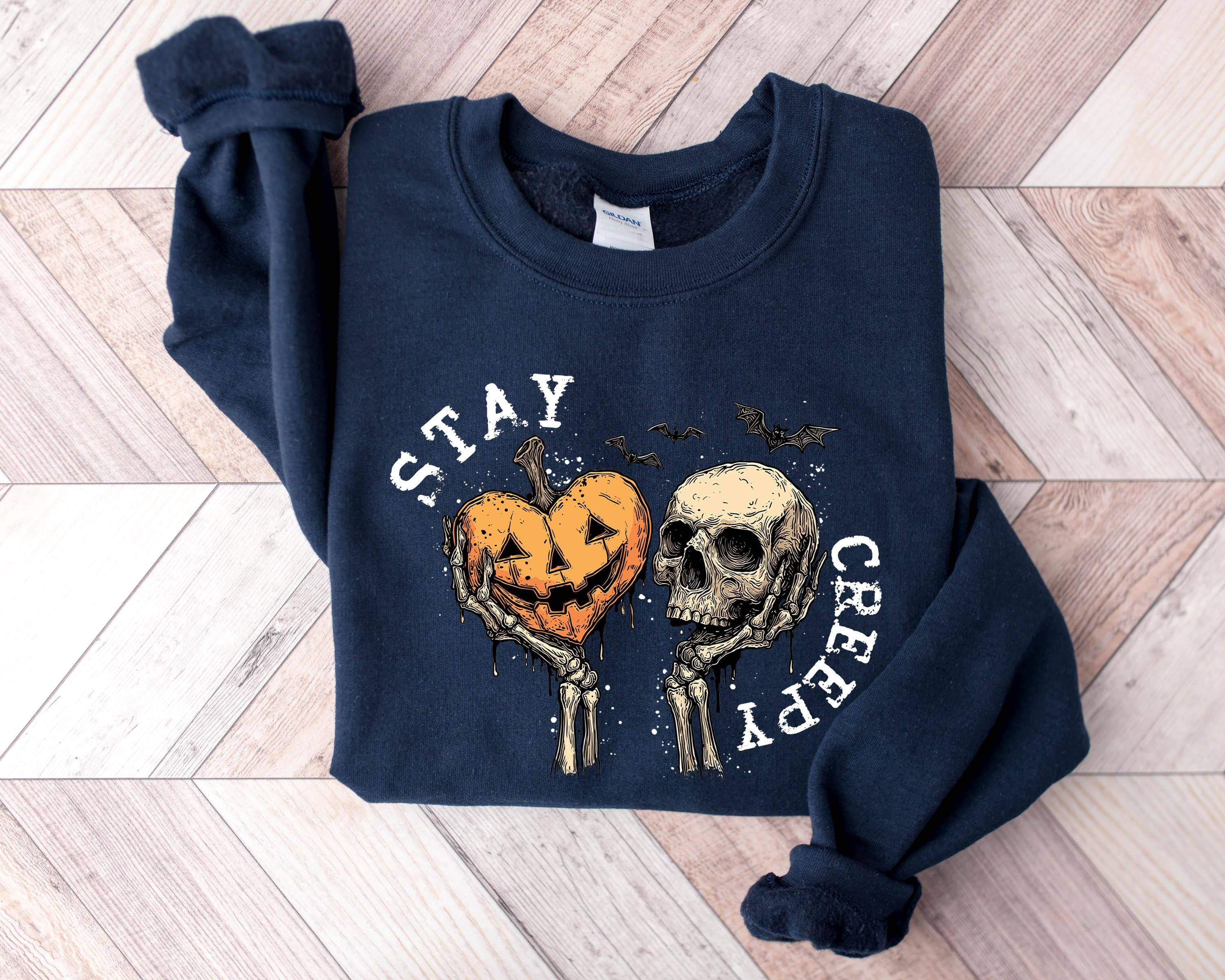 Stay Creepy Halloween Graphic Sweatshirt – Vintage Skull & Jack-O'-Lantern Heart Unisex Crewneck