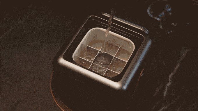 Portable ice maker and beverage station feature image