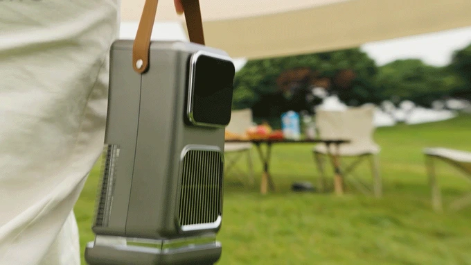 Portable ice maker and beverage station feature image