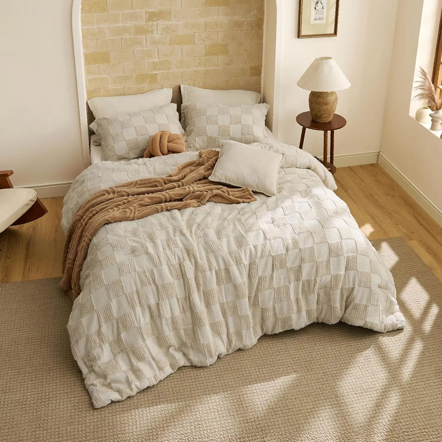 Boho Tufted Bed Set-3 Pieces, 1 Plaid Geometric Comforter and 2 Pillow Shams
