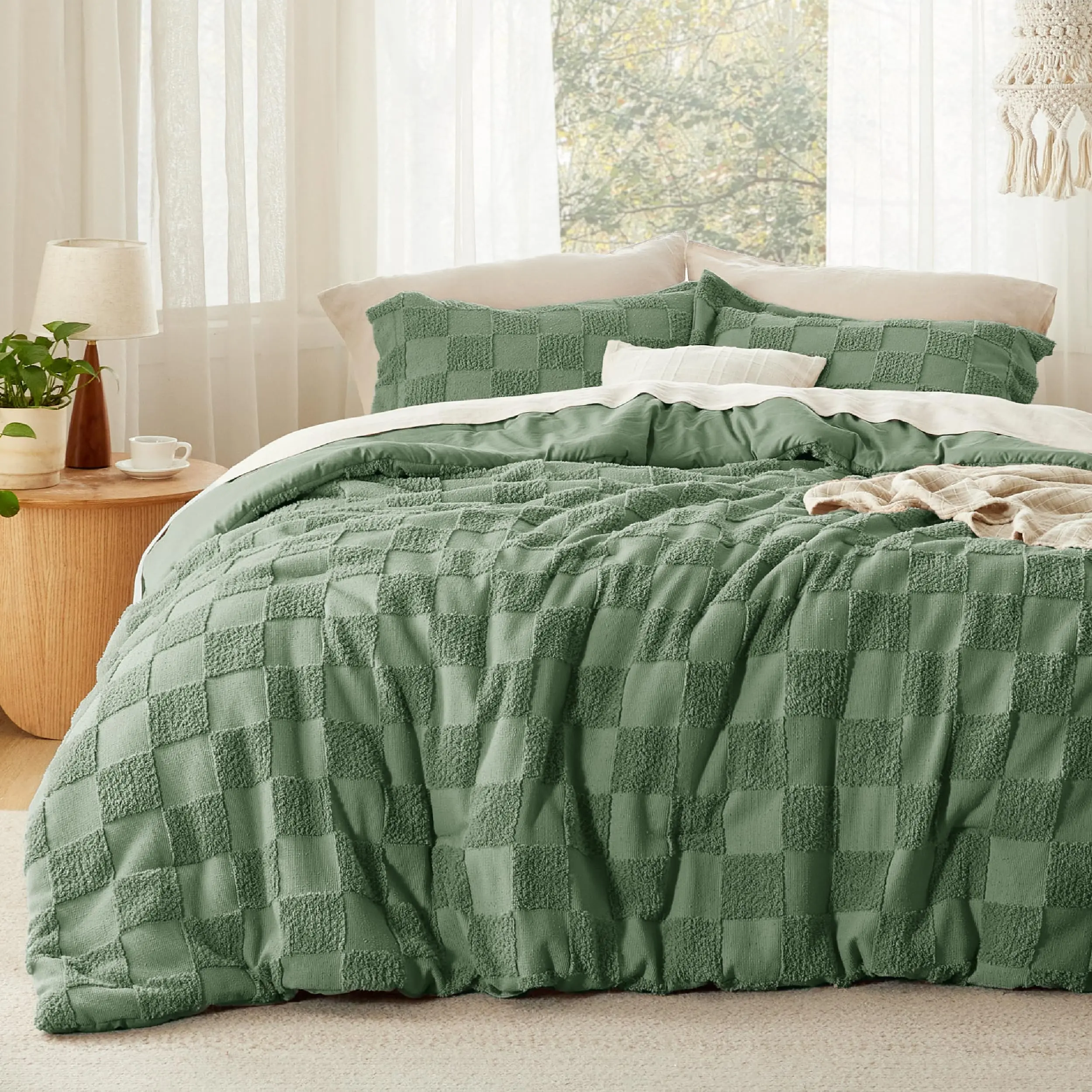 Boho Tufted Bed Set-3 Pieces, 1 Plaid Geometric Comforter and 2 Pillow Shams