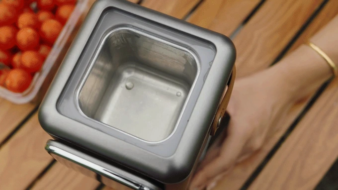 Portable ice maker and beverage station feature image