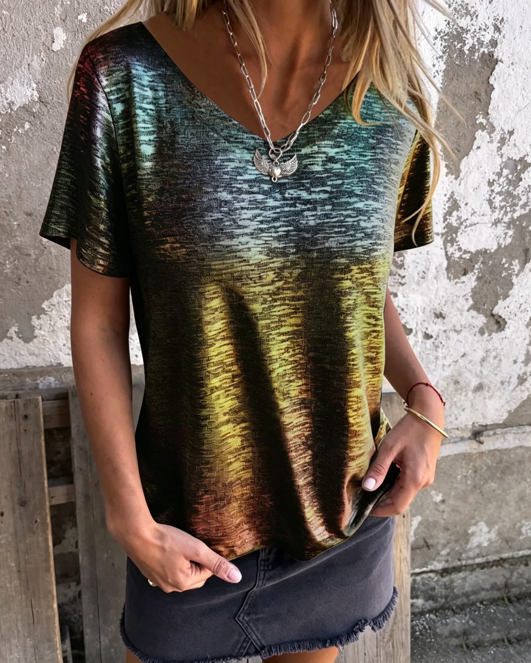 Women's Hot Stamping Round Neck Short-sleeved V Neck T-shirt