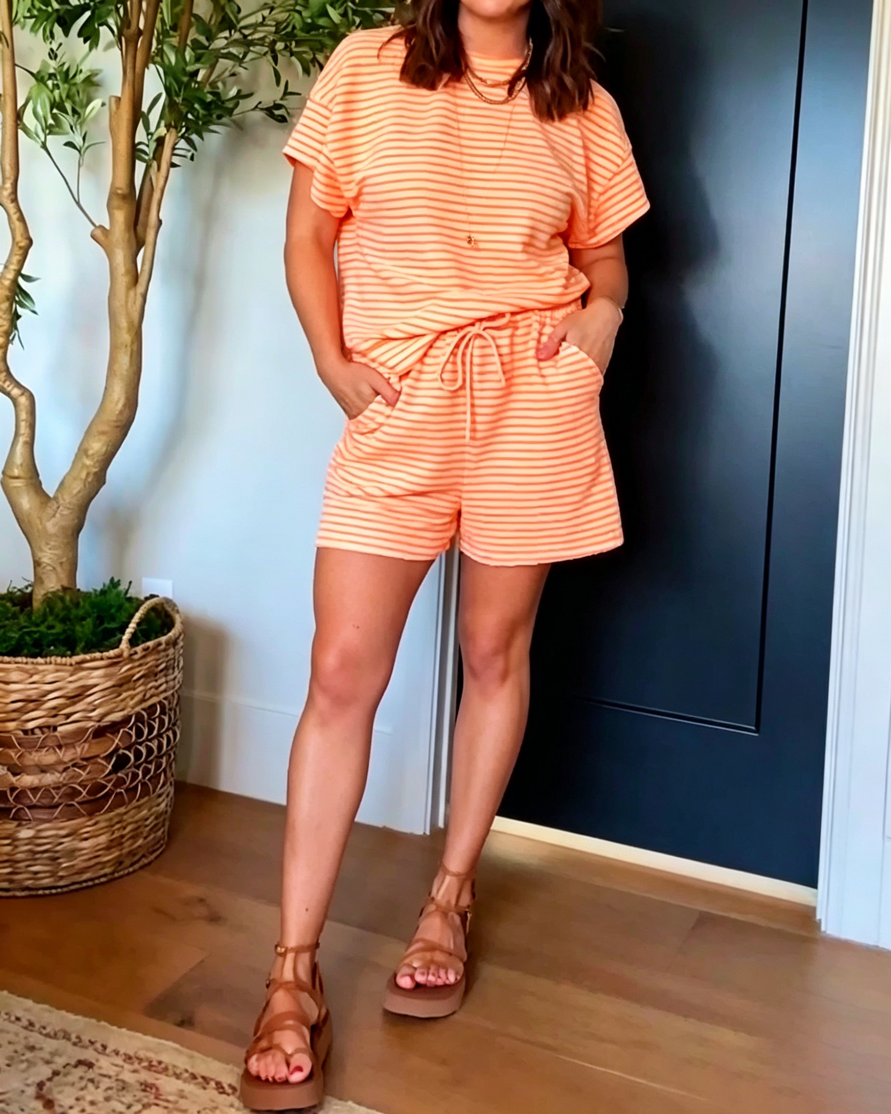 Women's Crew Neck Short Sleeve Stripe Tee Drawstring Pocket Short Loungewear Two Piece Set