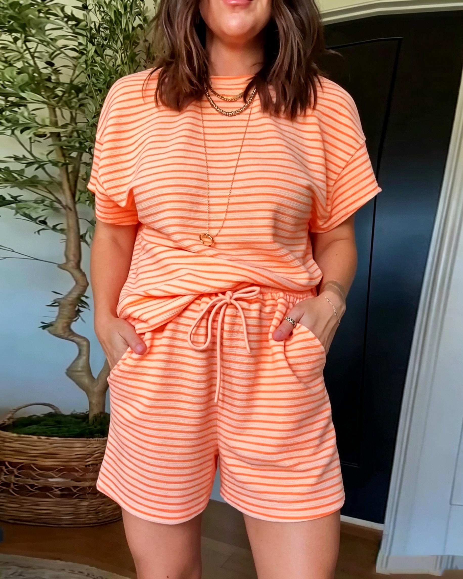 Women's Crew Neck Short Sleeve Stripe Tee Drawstring Pocket Short Loungewear Two Piece Set