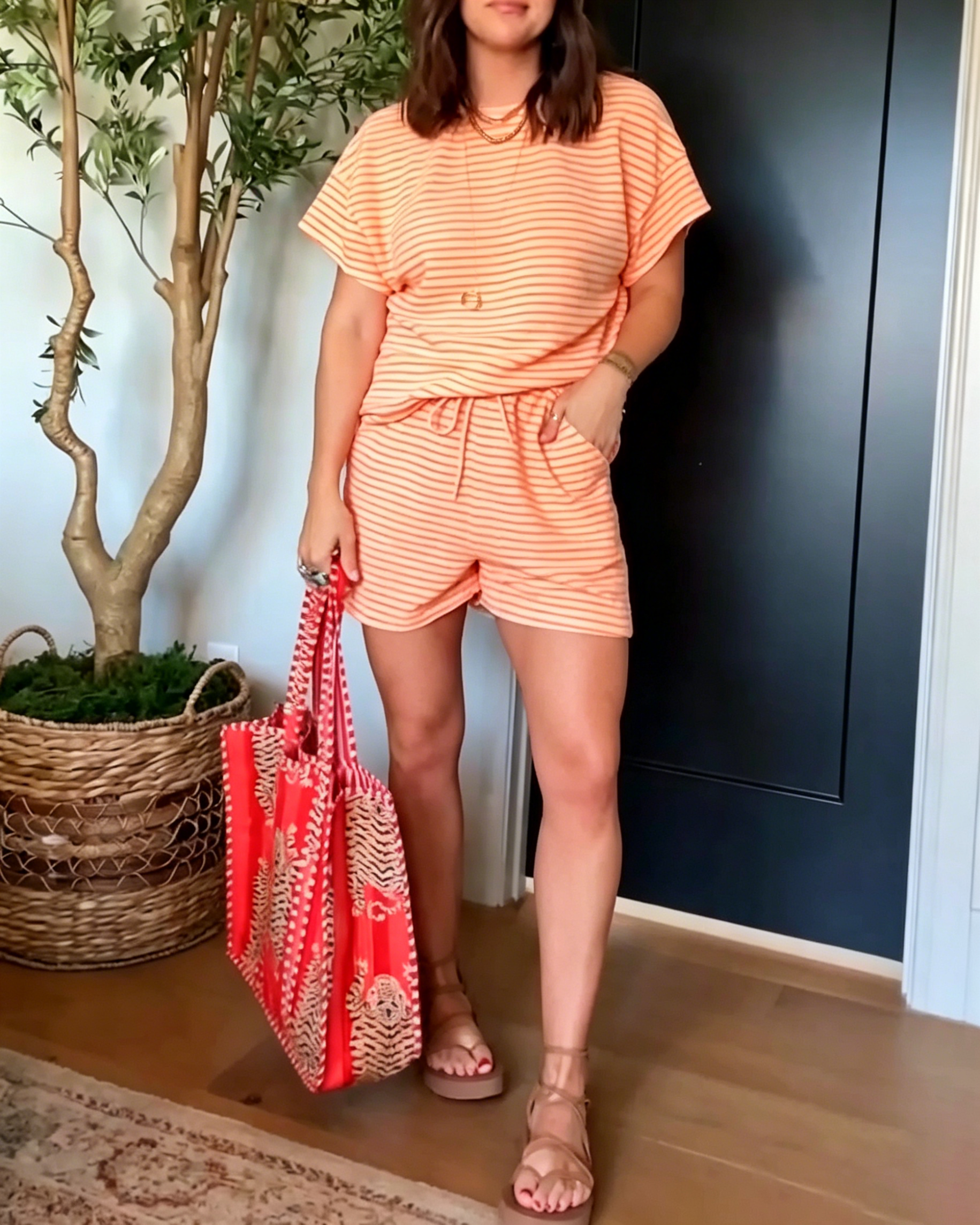 Women's Crew Neck Short Sleeve Stripe Tee Drawstring Pocket Short Loungewear Two Piece Set