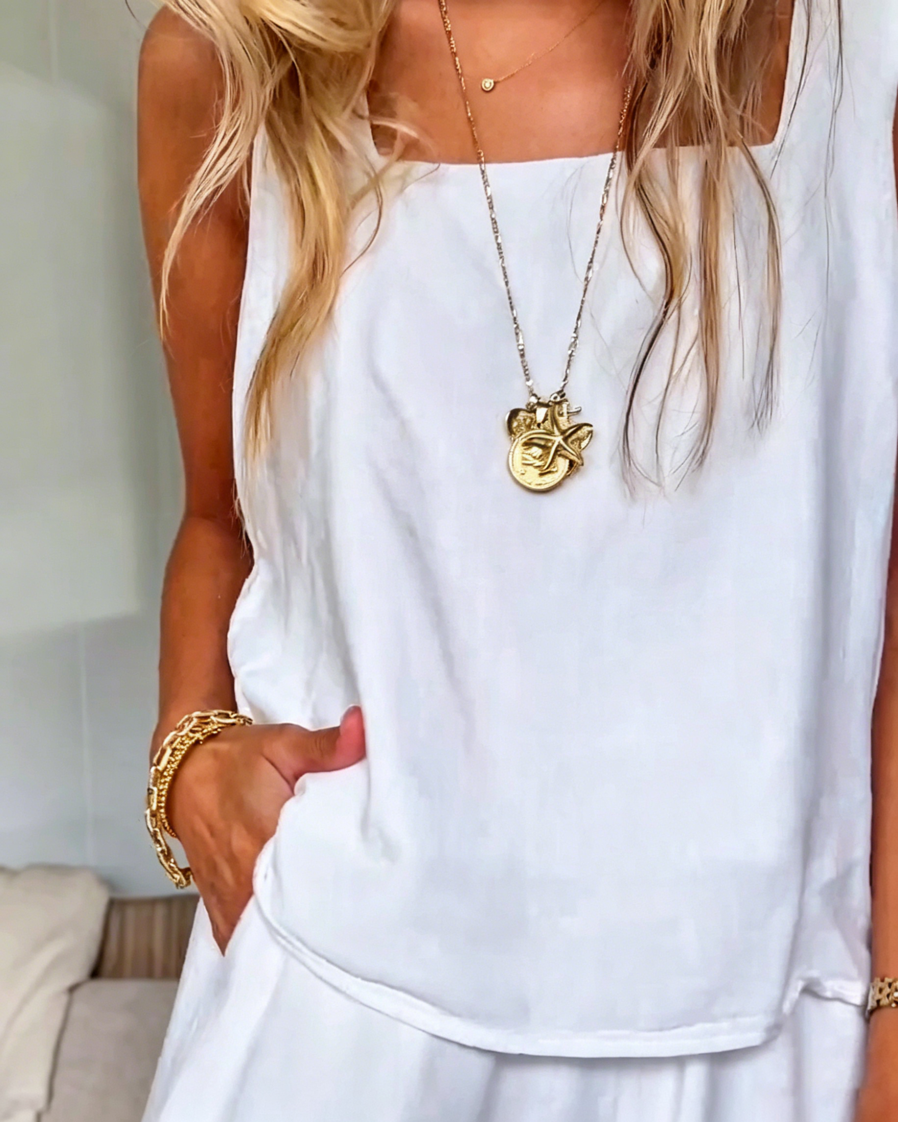 Women's Square Neck Sleeveless Flowy Tank Top Elastic Waist Wide Leg Linen Pant Two Piece Set