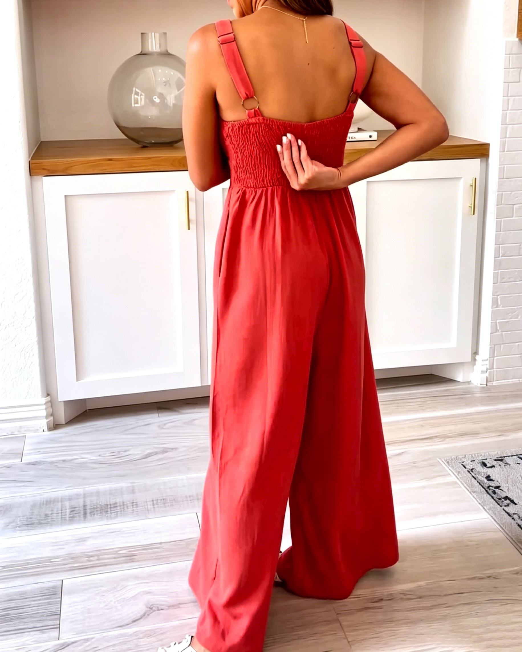 Women's Twist Cutout Sleeveless Wide Leg Jumpsuit, Deep V Neck High Waist Pleated Pocketed Casual Jumpsuit
